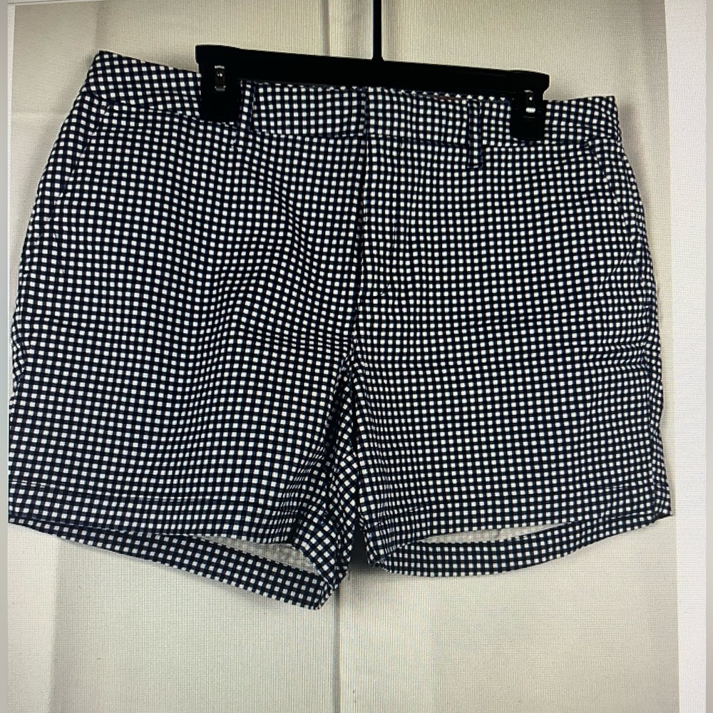 Tommy Hilfiger Womens Size 14 Plaid White blue Shorts NWOT